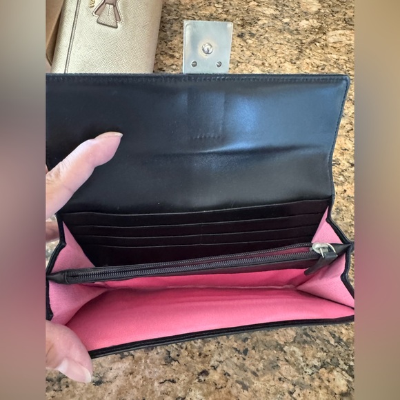 Kate Spade Long Wallet EUC - Picture 6 of 6